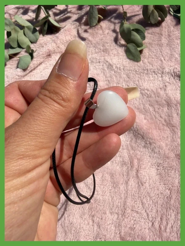 White heart fancy necklace black cord – photo 2